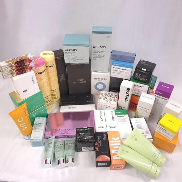 HIGH END SEPHORA ULTA BEAUTY MYSTERY BOX, Makeup Skincare - Picture 11 of 12